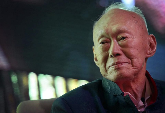 In this March 20, 2013, file photo, Singapore's first Prime Minister Lee Kuan Yew attends the Standard Chartered Singapore Forum in Singapore. Singapore's first and longest-serving prime minister Lee Kuan Yew died Monday, the prime minister's office said. He was 91. (AP Photo/Wong Maye-E, File)
